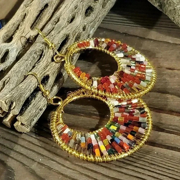 Beaded Red Multi Tiny Glass Beads Gogo Gold Tone Hoop Earrings - Picture 4 of 8